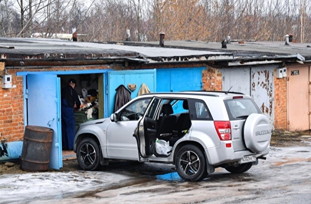 Более 16 тыс. земельных участков и 12 тыс. гаражей легализовали россияне по "амнистии"