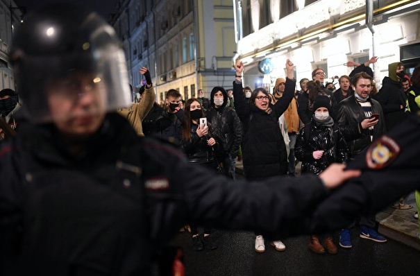 Митинги и демонстрации будут запрещены у зданий органов публичной власти