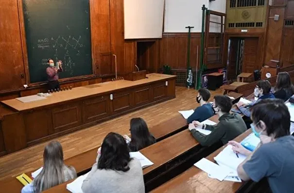 Половина мест, выделенных участникам СВО и их детям в вузах - не востребована