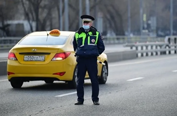 Подмосковные врачи смогут воспользоваться такси бесплатно