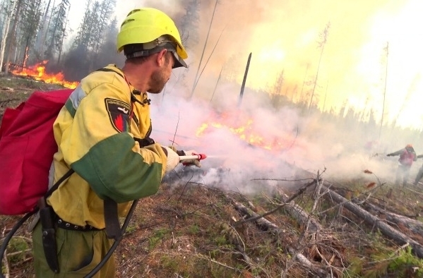 Площадь лесных пожаров в Прибайкалье сократилась за сутки вдвое