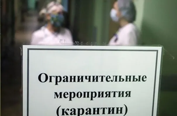 Два отделения городской больницы Омска закрыли на карантин из-за коронавируса