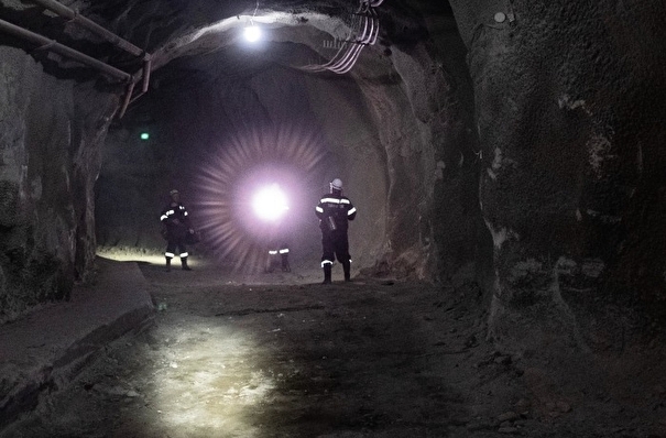 Тело третьего горняка обнаружено после обрушения на шахте в Кузбассе