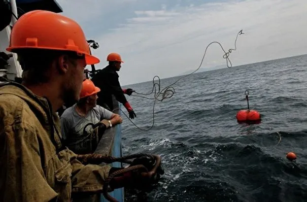 Долг по зарплате морякам судоходной компании "Гудзон" в Приморье составляет 8,1 млн