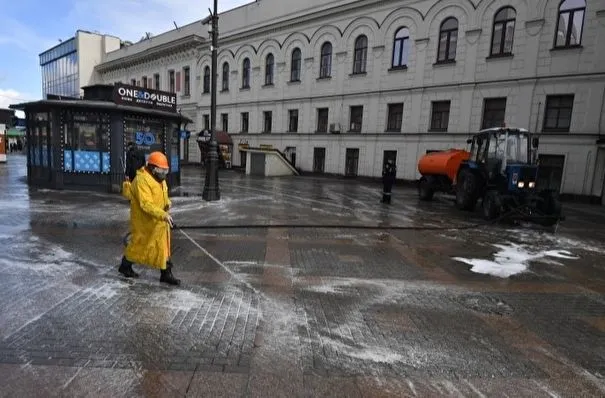 Московские дороги помоют шампунем после зимы