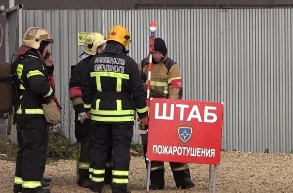 Пожар в иркутском поселке, предварительно, произошел по вине человека