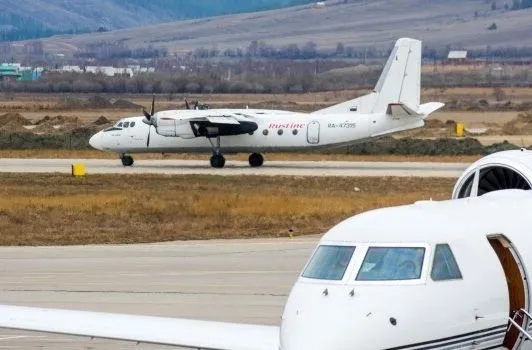 Пассажиры вынужденно севшего в иркутском Усть-Куте Ан-26 вылетели резервным рейсом