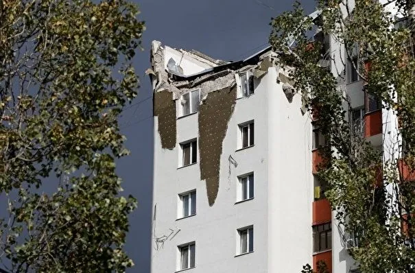 Власти Белгорода намерены до 26 октября восстановить поврежденные при обстреле жилые дома