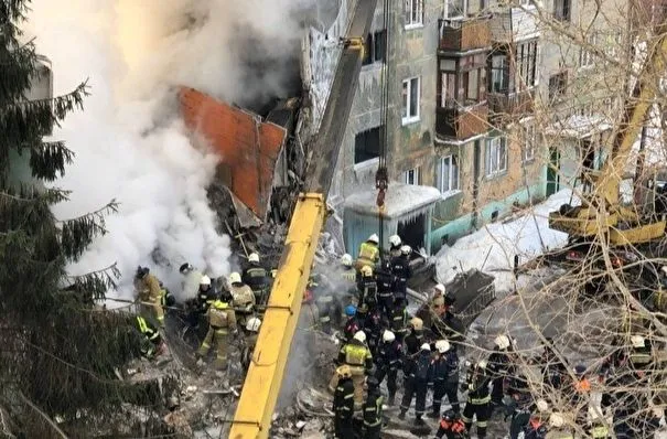 Собственникам квартир в новосибирской пятиэтажке, где взорвался газ, выплачено более 200 млн рублей - мэр