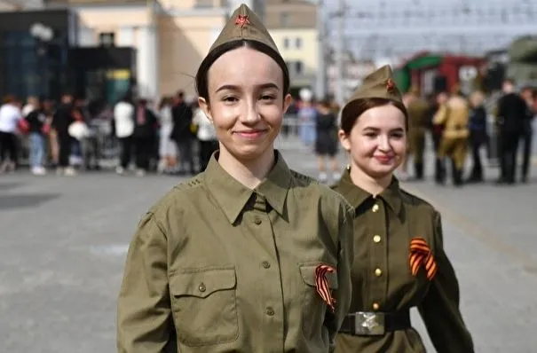 Девушки впервые стали участницами военно-исторических сборов "Армата" в Белгородской области