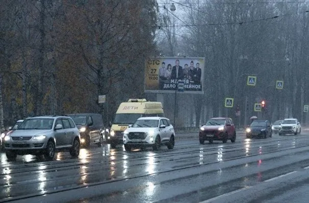 Движение транспорта восстановлено на автотрассах Саратовской области