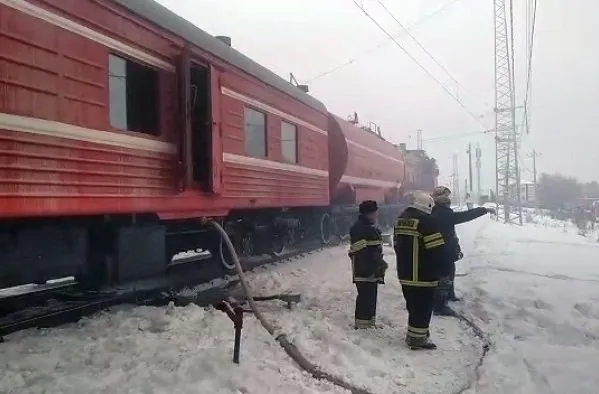 Вагон грузового поезда загорелся в Северомуйском тоннеле в Бурятии