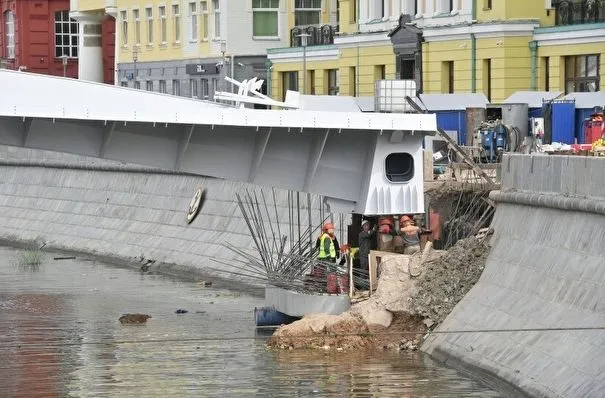 Строительство пешеходного моста через Водоотводный канал Москвы-реки планируется завершить в 2024 году