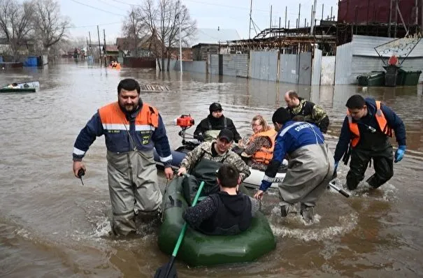 Люди неохотно эвакуируются из зоны вероятного подтопления - уральский полпред