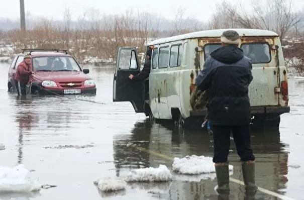 Вторая волна паводка возможна в Тюменской области - уральский полпред