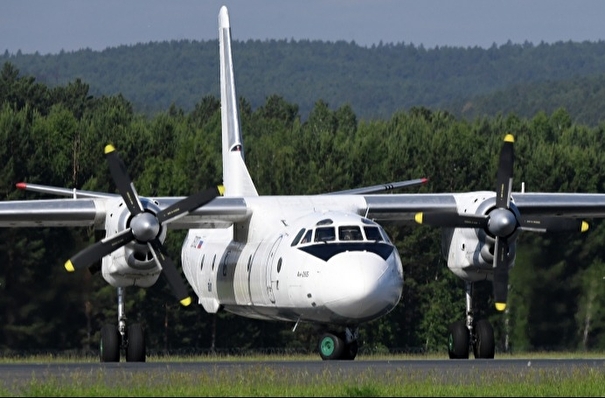 Самолет Ан-26 "ЮТэйра" совершил жесткую посадку на Ямале, есть пострадавшие