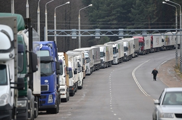 Калининградская область расширит накопитель для грузовиков на границе с Литвой