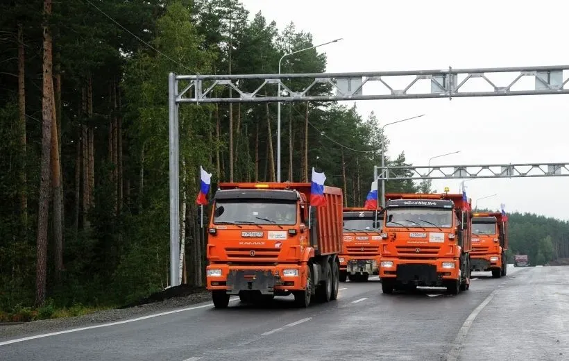 Движение по новым участкам дорог открыто в четырех регионах РФ. Фото. © РИА Новости. Александр Кондратюк