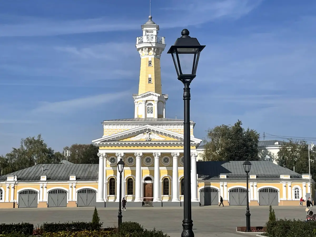 Кострома: мазайские зайцы, водка в чайниках, подвиг Сусанина и музей в пожарной каланче