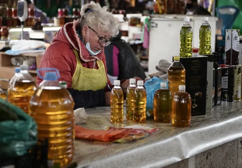 Растительное масло разделяется на виды в зависимости от сырья, из которого оно было получено. Фото