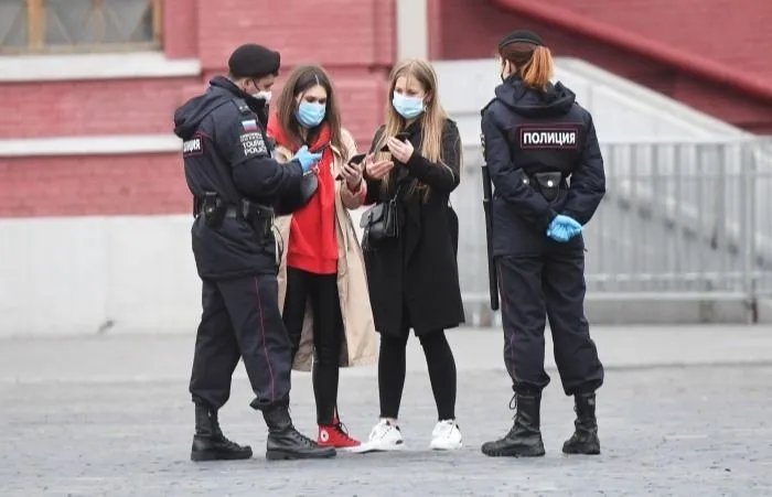 Власти Москвы в ближайшее время планируют смягчить ограничения