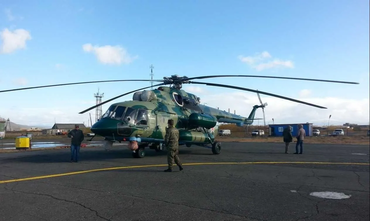 Белый медведь напал на оленевода в Якутии