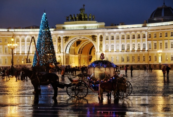 Турпоток в Петербург в 2020 году упал в пять раз