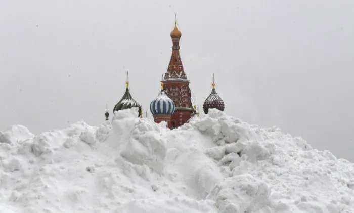 Очередной снегопад надвигается на Москву