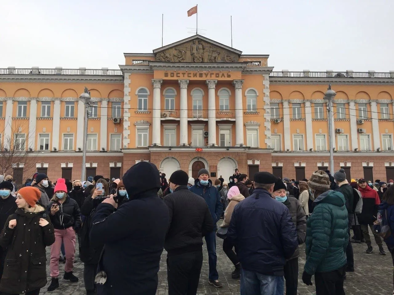 Несанкционированные акции в поддержку оппозиционера Навального прошли в Сибири