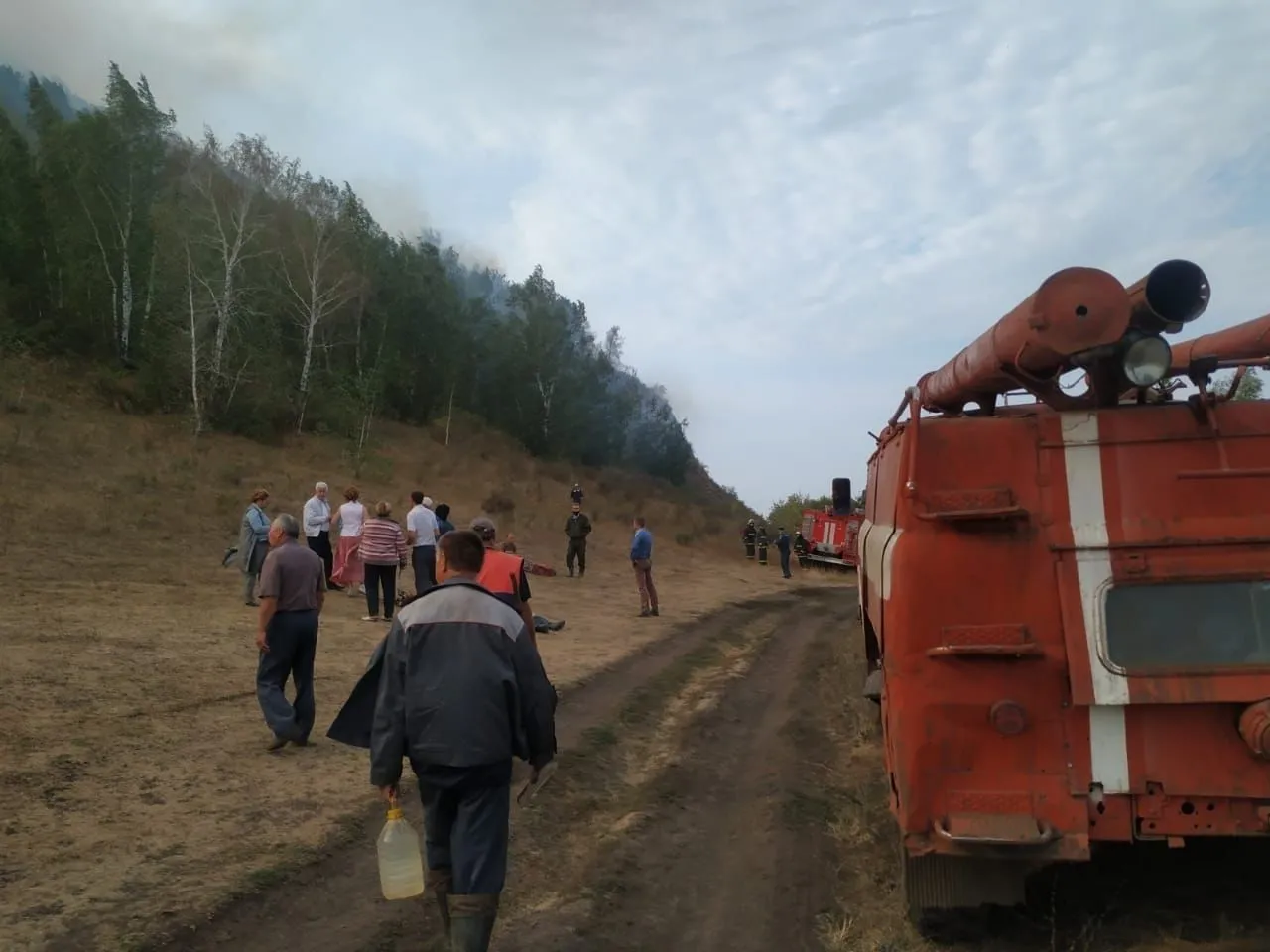 Склон шихана Юрактау горит в Башкирии