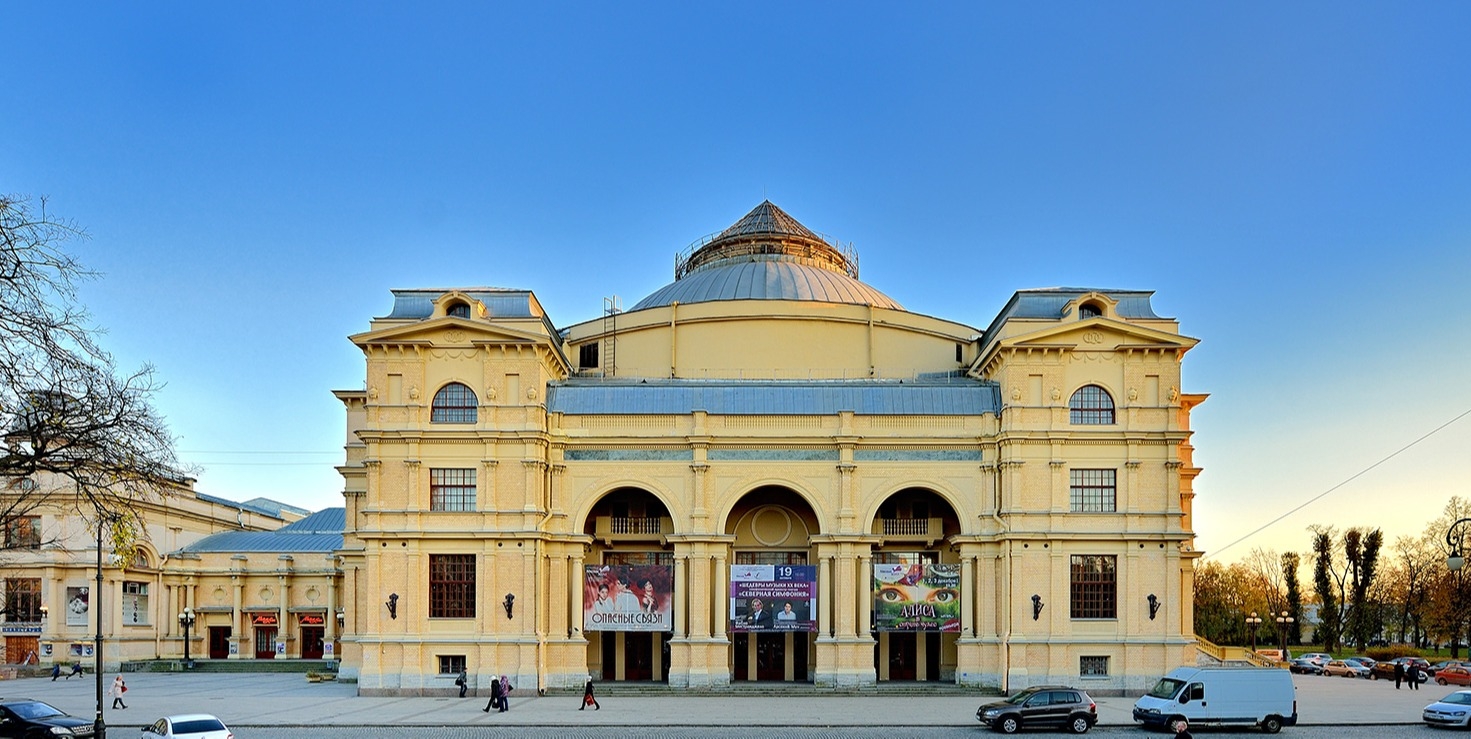 здания театров в спб