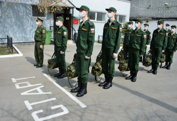 Шойгу: российские призывники в "горячие точки" направляться не будут