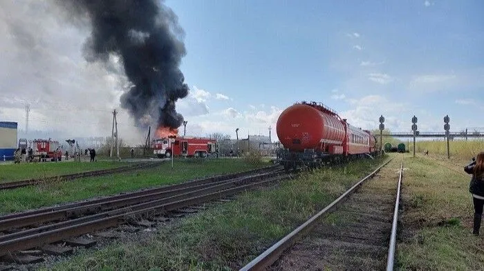 Площадь пожара в промзоне Дзержинска составляет 2500 кв. метров, сообщается о локализации