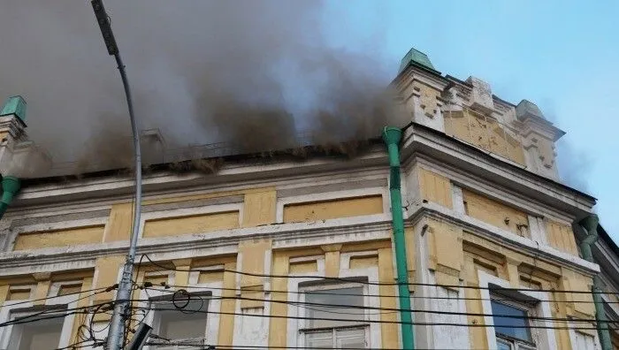 Первоочередные противоаварийные работы завершили в пострадавшем от пожара иркутском ТЮЗе