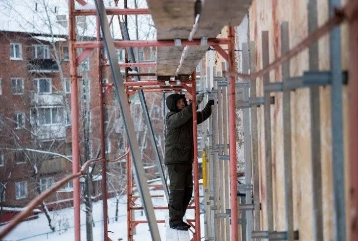 В Магадане возбуждено уголовное дело о мошенничестве при выполнении капремонта - прокуратура