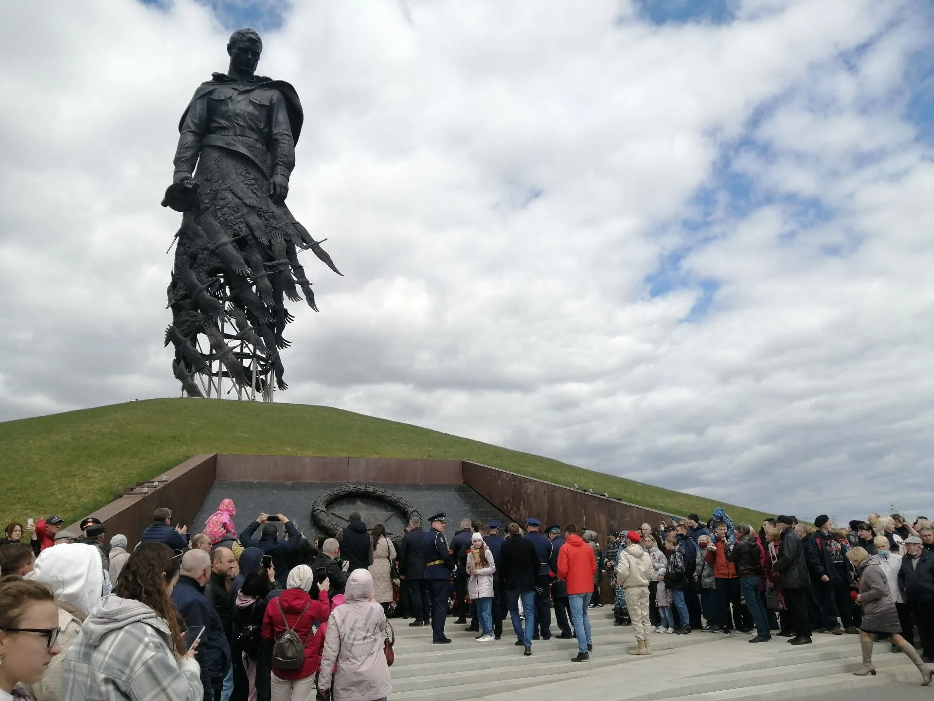 Ржев отмечает 80-летие освобождения города от немецко-фашистских захватчиков