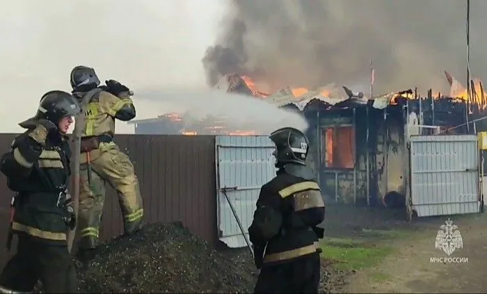 Уголовное дело по статье "Халатность" возбудили после пожара в курганской деревне Логоушка