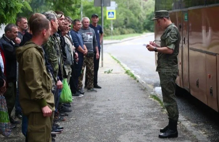 Число желающих служить по контракту рязанцев утроилось - власти