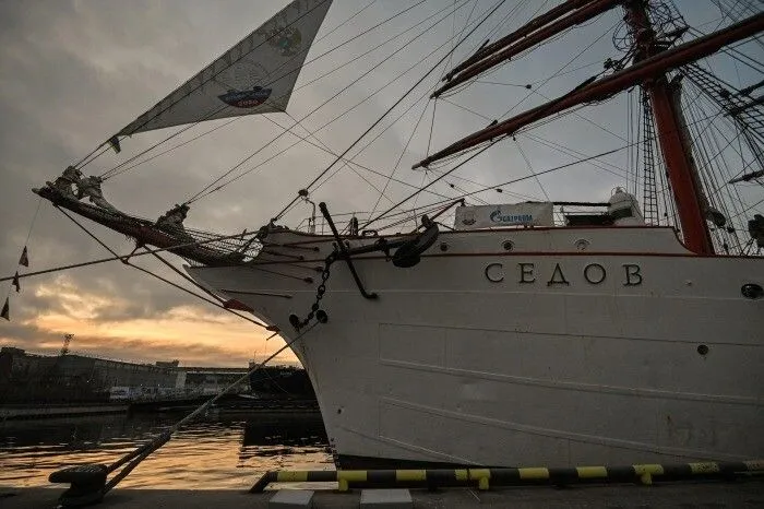 Барк "Седов" вышел в очередной учебный рейс этого года