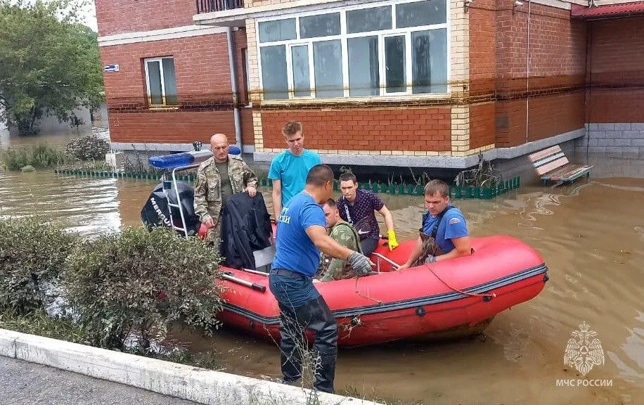 Вода за сутки ушла почти из 1,7 тыс. подтопленных домов в Приморье