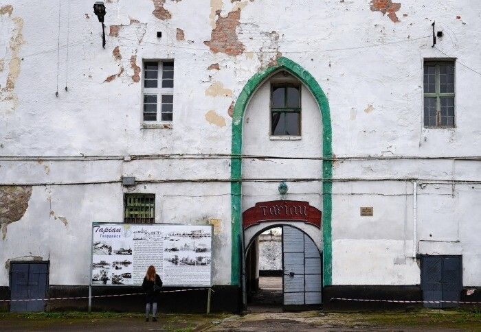 Замок Тапиау В Калининградской Области Фото