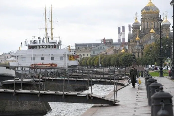 Судовладельцев будут штрафовать за неоплату стоянки у причалов Петербурга