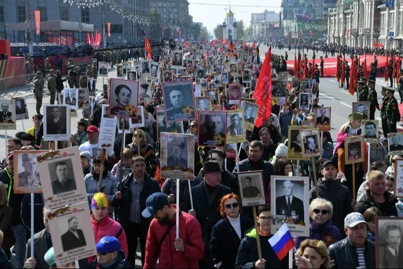 "Бессмертный полк" в Новосибирске пройдет онлайн - власти