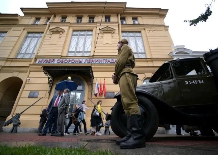 Копию дневника Тани Савичевой покажут в Петербурге в честь 80-летия Музея обороны Ленинграда