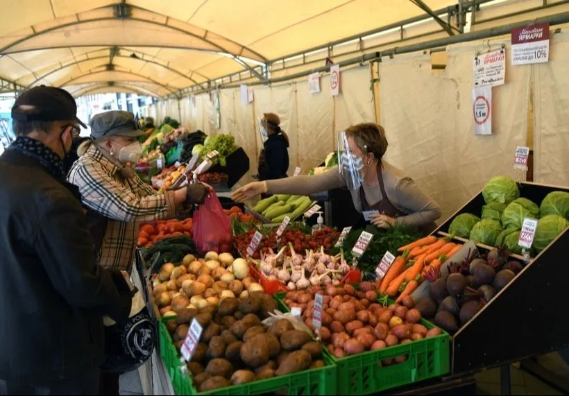 В Москве продлят работу ярмарок выходного дня