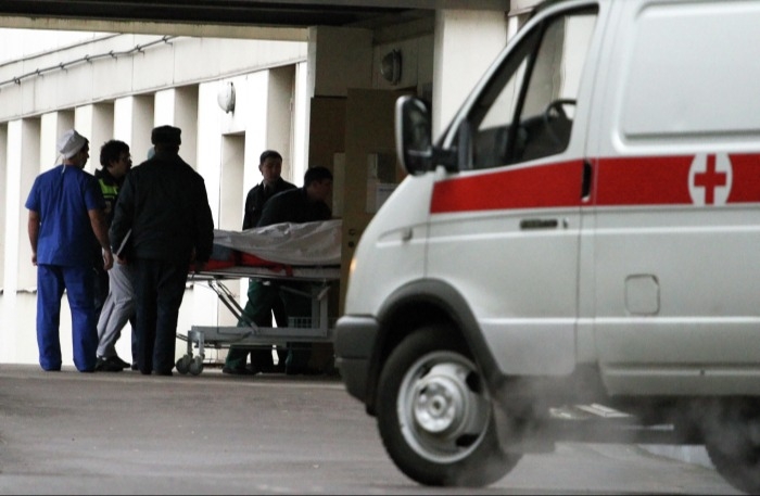 Шестеро пострадавших при теракте в "Крокусе" остаются в больницах, двое из них в тяжелом состоянии - Минздрав РФ
