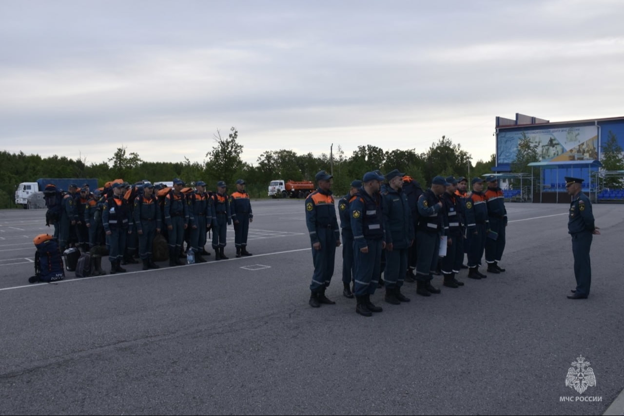 Группа спасателей направлена из Хабаровска для тушения пожаров в Забайкалье  - Дальний Восток || Интерфакс Россия