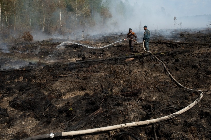 Торфяной пожар площадью 1,5 га тушат в Ивановской области