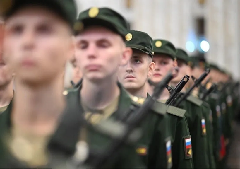 Военнослужащие по контракту в Москве смогут получить новую выплату после зачисления в воинскую часть