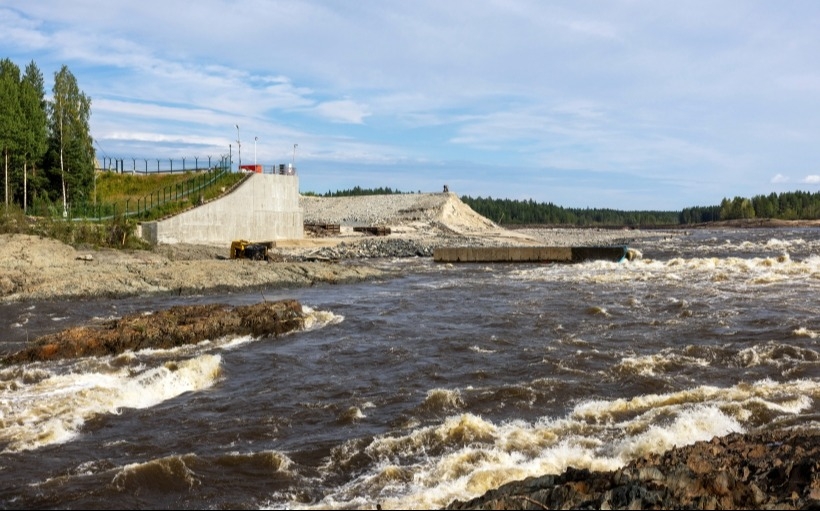 Уровень воды между шлюзами Беломорканала в Карелии снизился